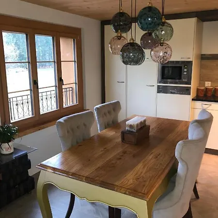 Traumwohnung Auf Kleiner Pferdefarm * Thun