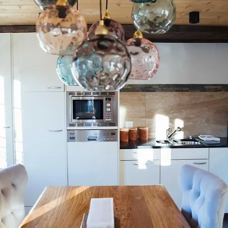Traumwohnung Auf Kleiner Pferdefarm Apartment Thun